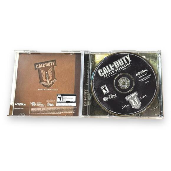 VTG Activision Call of Duty United Offensive Expansion Pack 2 CD Set with Key - Picture 3 of 5